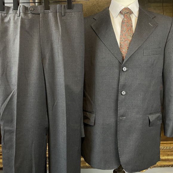 BESPOKE Ermenegildo Zegna Super 120's Wool 42R 32 x 28 Gray Pinstriped 3Btn Suit